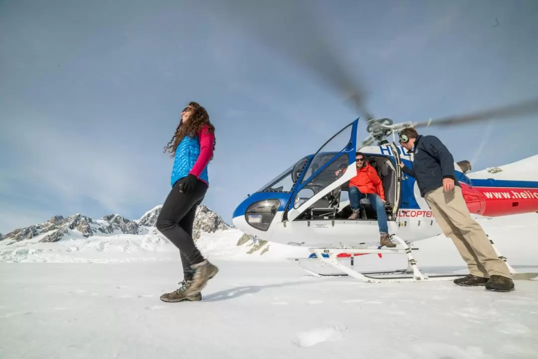 30 Minute Twin Glacier Helicopter Flight with Snow Landing