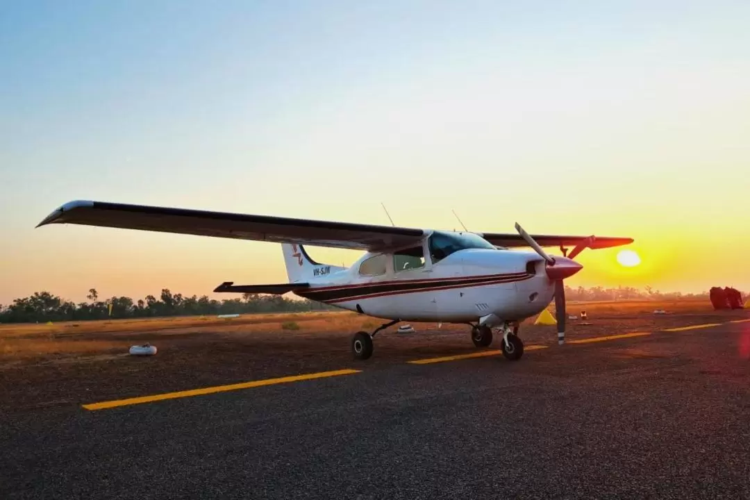 Sunset Spectacular 60-Minute Flight in Cooinda