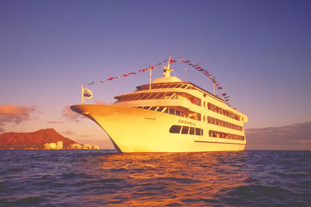 Nova Five Star Signature Sunset Dinner and Jazz Cruise in Oahu