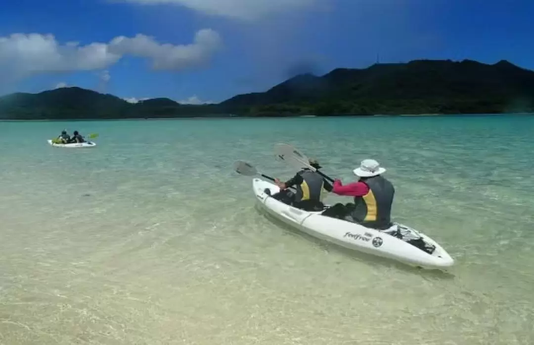 沖繩皮划艇 & 浮潛 & 藍洞探索一日遊