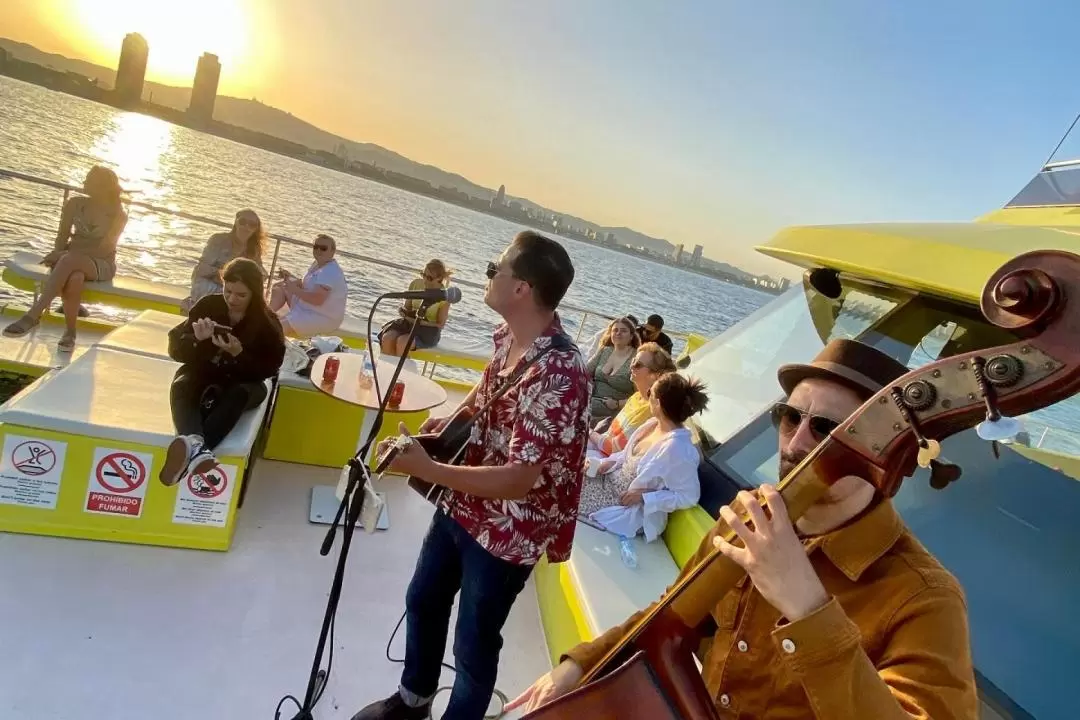 Barcelona Sunset Live Show Cruise Tour