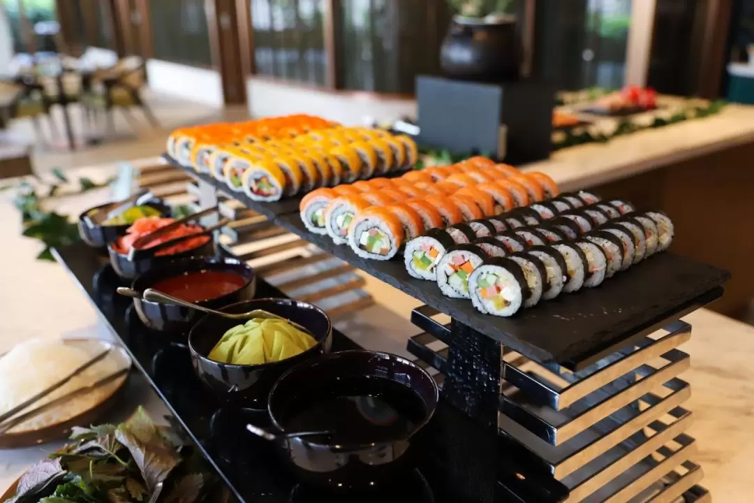 Seafood Buffet at LOTTE Hotel Saigon