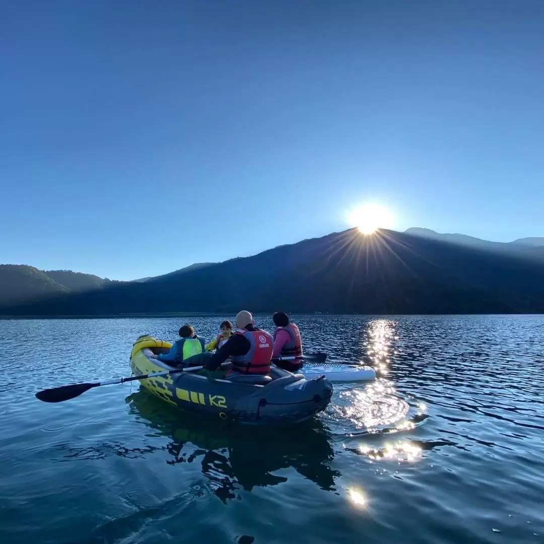 Sun Moon Lake Canoe Experience in Nantou