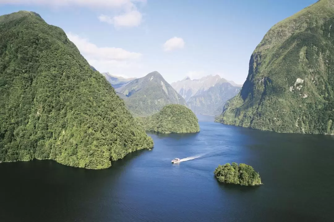 神奇峽灣（Doubtful Sound）飛行 & 巡航（皇后鎮出發）