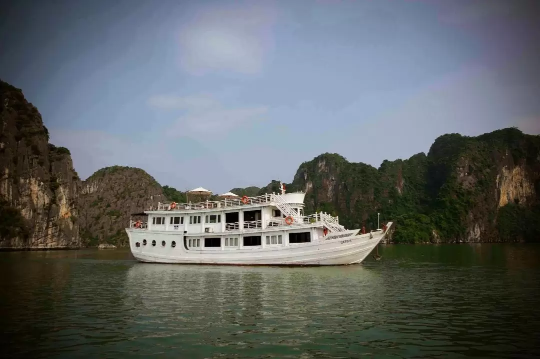 [Route 2] 3D2N Ha Long Bay Deluxe Cruise by Bhaya Legend Cruise