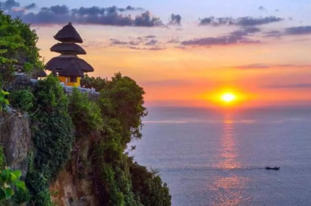 Tanah Lot, Padang-Padang Beach, Uluwatu Sunset And Kecak Dance Day Tour