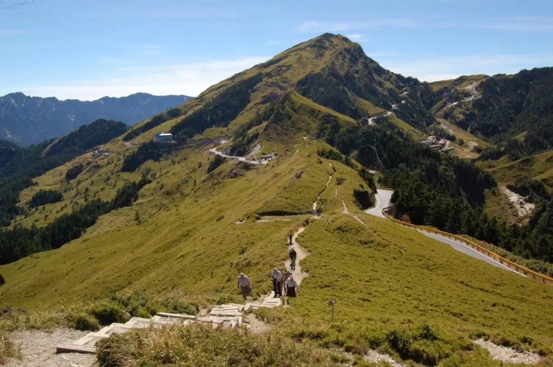 2-Day Qingjing & Hehuan Mountain Tour from Taipei