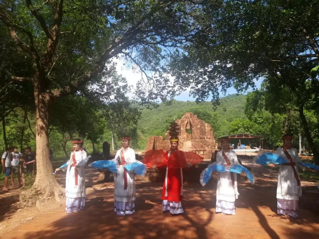 Amazing My Son Sanctuary Tour from Hoi An