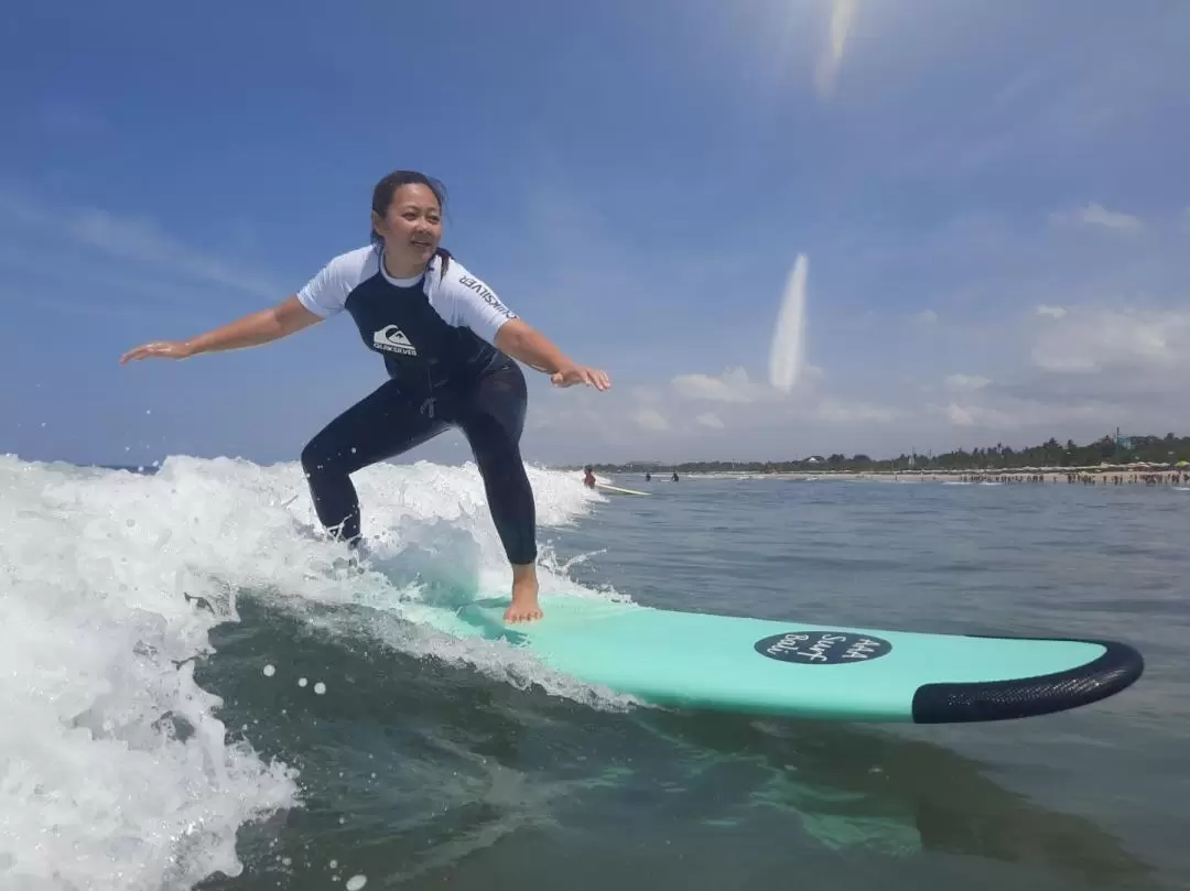 巴厘島庫塔海灘衝浪體驗（AAA Surf提供）