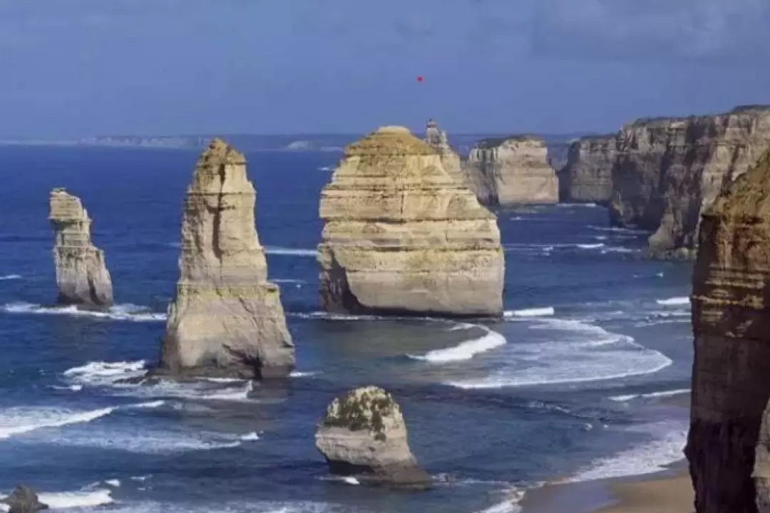 Great Ocean Road and 12 Apostles One Day Tour