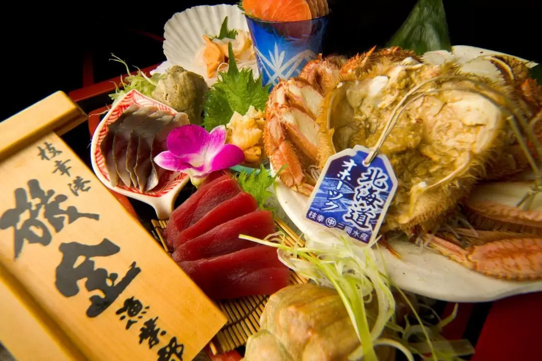  ISOKIN Fisheries in Sapporo Susukino - Super Popular Crab & Seafood Izakaya