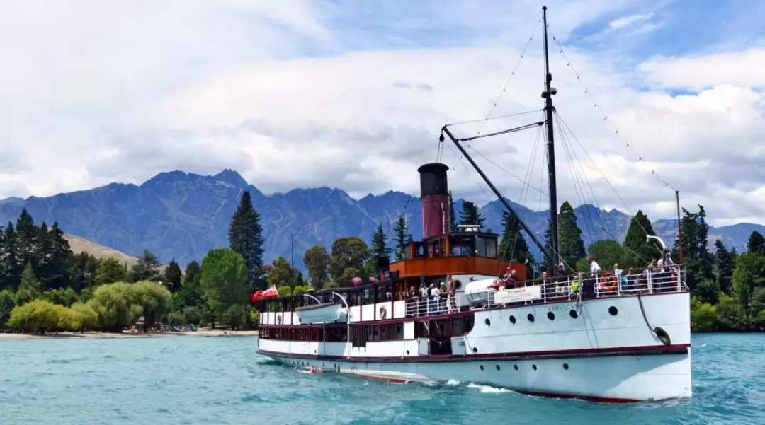 TSS Earnslaw Cruise to Walter Peak Station