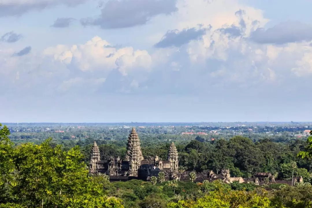 Angkor Temples Sunrise Tour