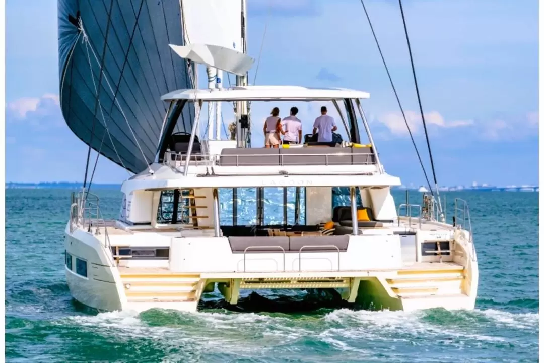 Premium Sunset Dinner Cruise in Langkawi with Transfers and Meals