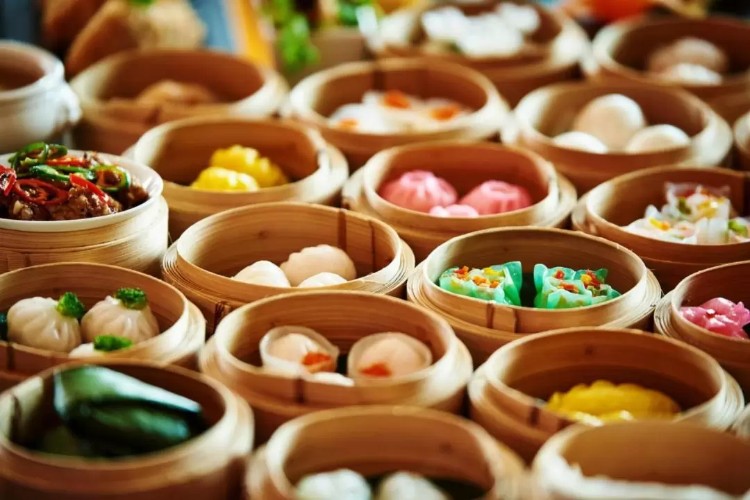 Chinese Dim Sum Buffet At Grand Mercure Da Nang - The Golden Dragon Restaurant