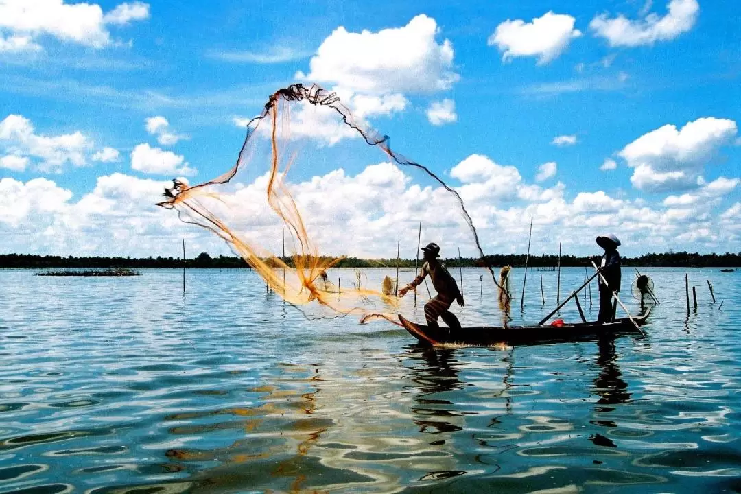 Tam Giang Lagoon Private Half Day Tour with Seafood Dinner