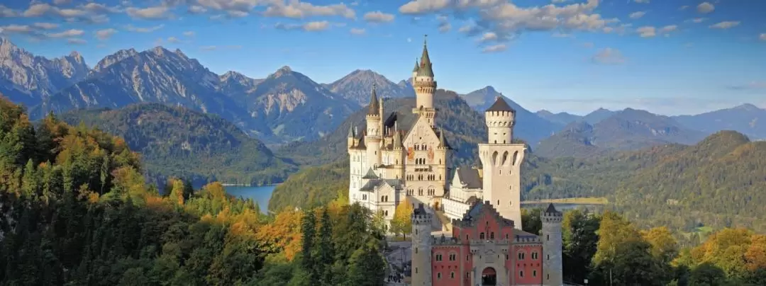 Neuschwanstein Castle & Linderhof Premium Tour from Munich