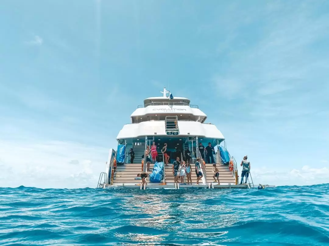 Great Barrier Reef Full Day Tour from Cairns