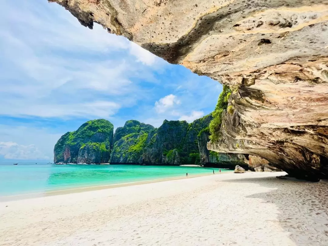 From Krabi: Phi Phi Island & 4 Islands Early Bird Tour by Speedboat