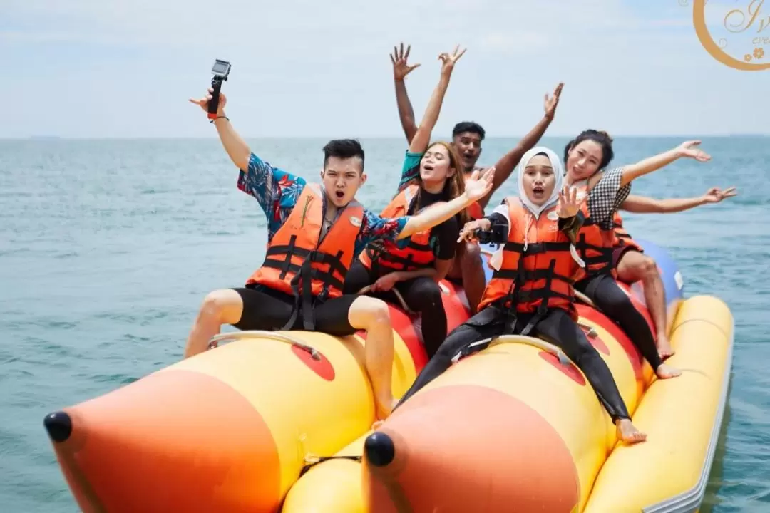 Banana Boat and Seaside Picnic Experience in Port Dickson