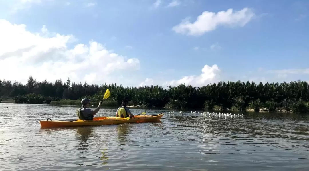 Sunset Kayaking Experience in Hoi An