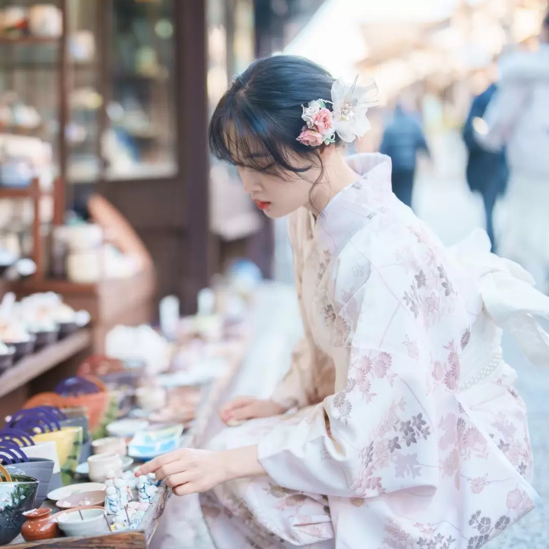Asakusa Kimono & Yukata Rental Experience in Tokyo by Ouka Kimono
