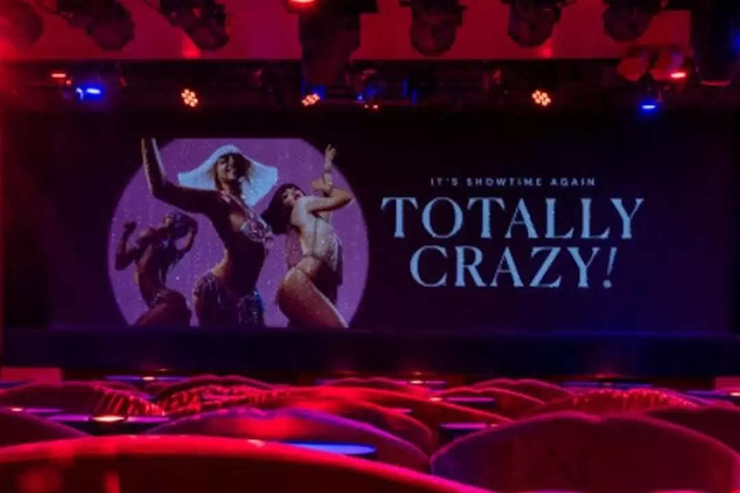 Crazy Horse Paris Show and Backstage Experience