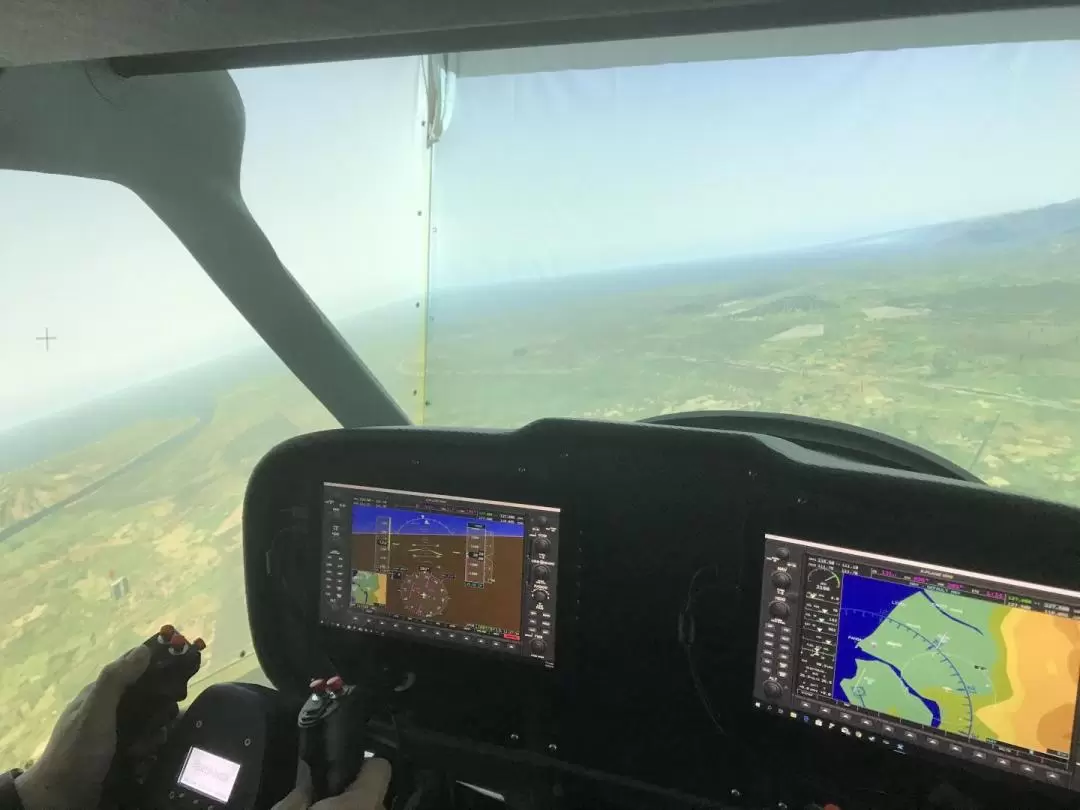 小型航空機フライトシミュレーション体験（台北 / RBF提供）