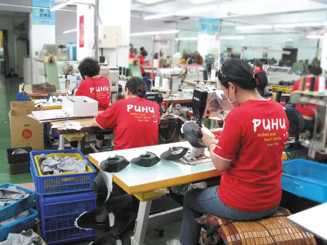 Puhu Taiwan Shoes Factory Tours Admission Ticket and DIY Experience in Kaohsiung 