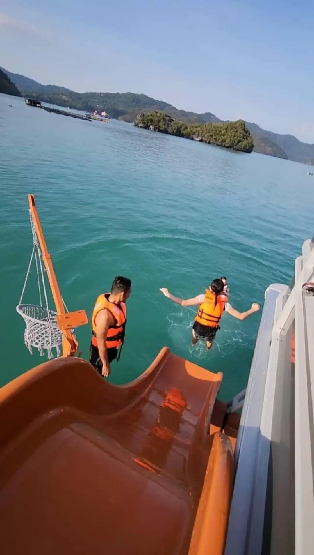 Pontoon Fun Cruise in Langkawi