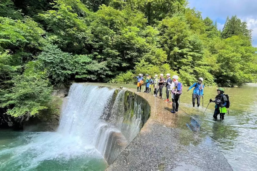 白神川トレッキングツアー（秋田）