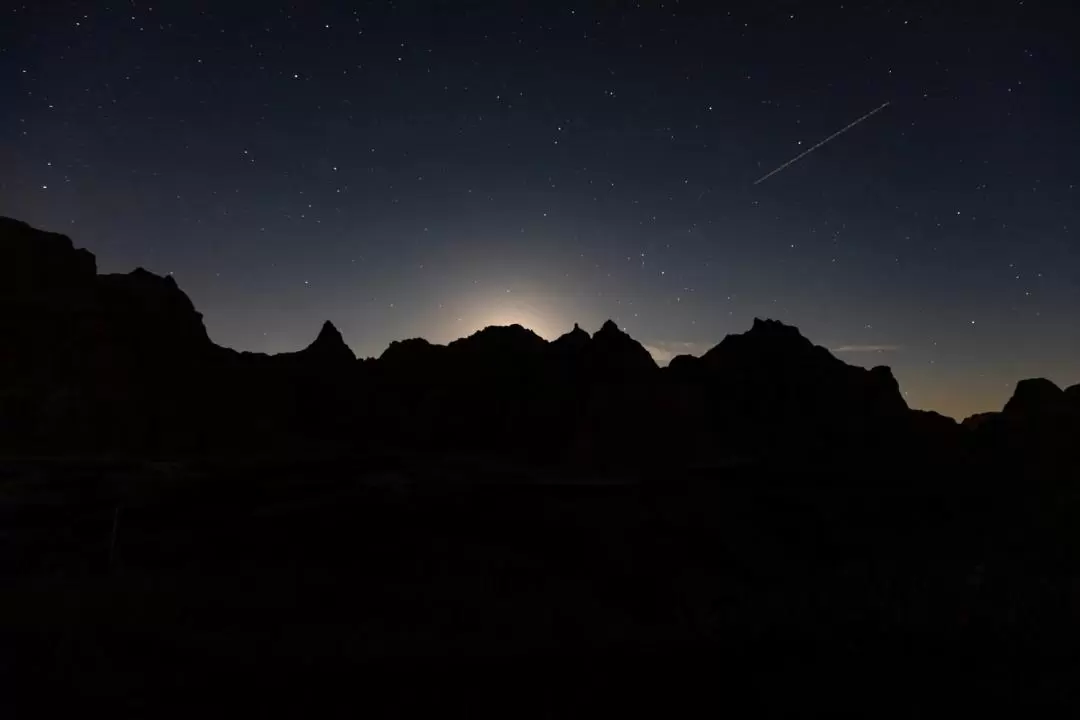 Badlands Sunset and Night Sky Adventure Tour