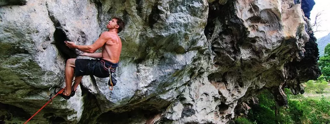 Rock Climbing Course in Vang Vieng