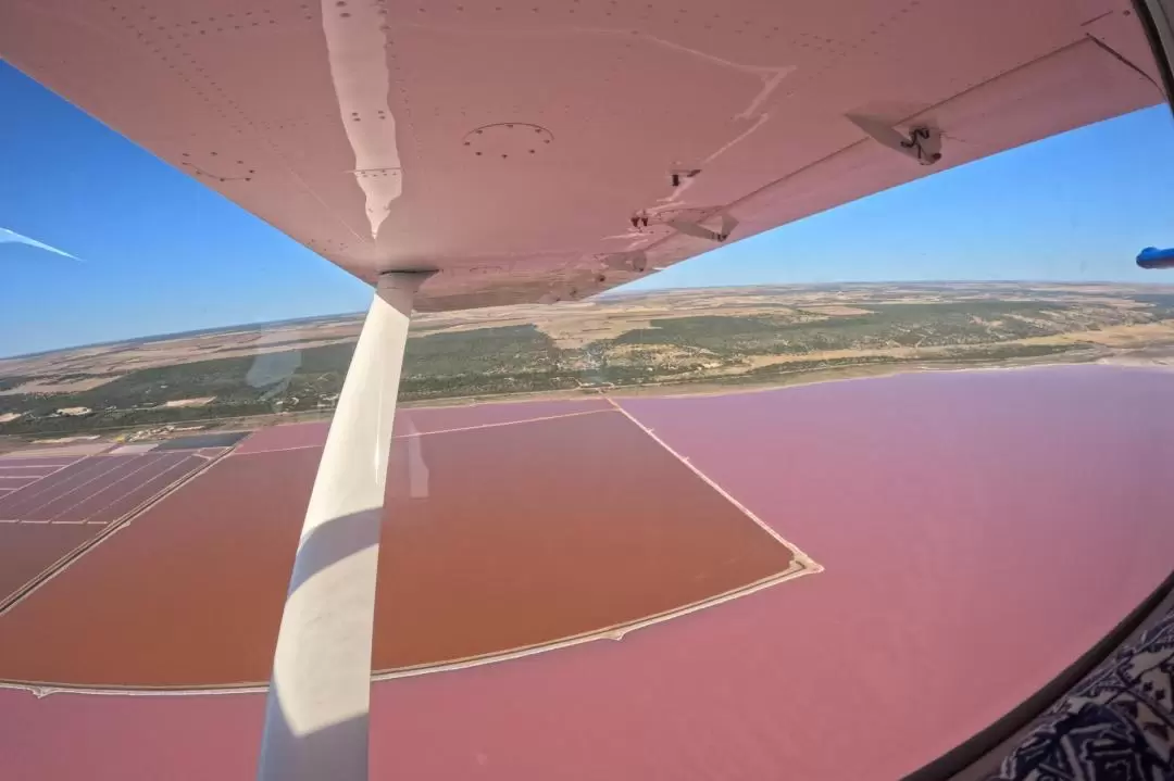 Abrolhos Islands and Pink Lake Scenic Flight tour from Kalbarri