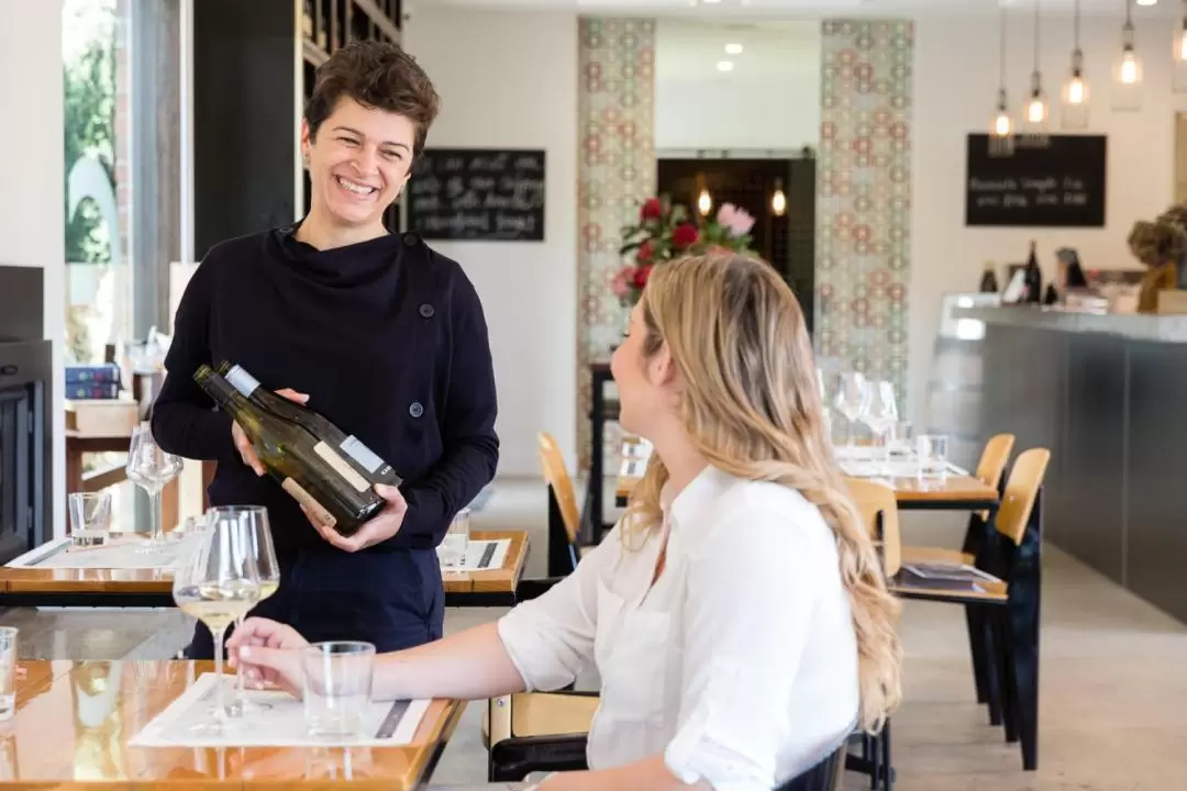 Mornington Peninsula Wine & Food Tour with Transfers from Melbourne