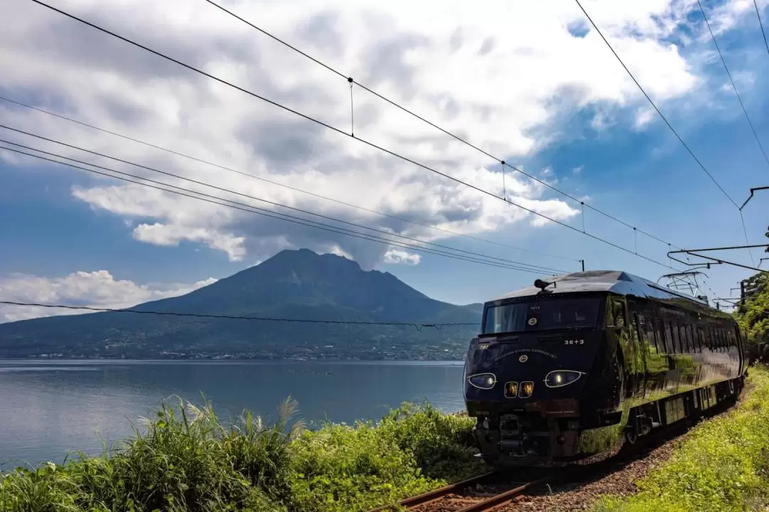 DISCOVER KYUSHU EXPRESS “36+3”（private compartment type）