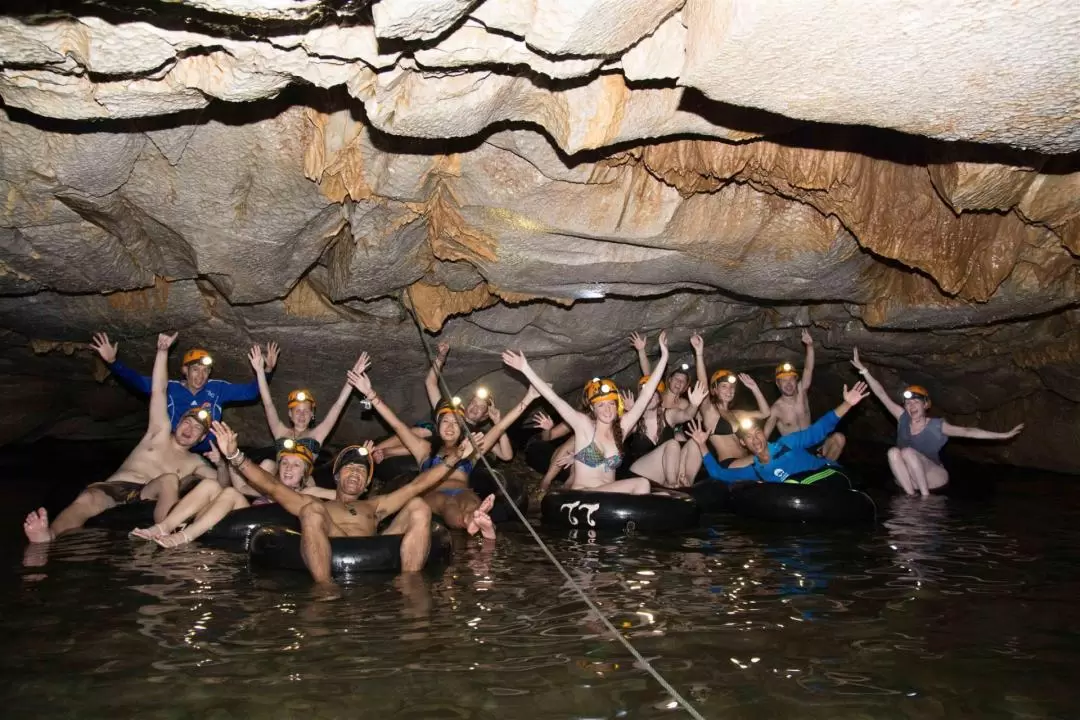 Tham Xang and Tham Nam Cave Experience