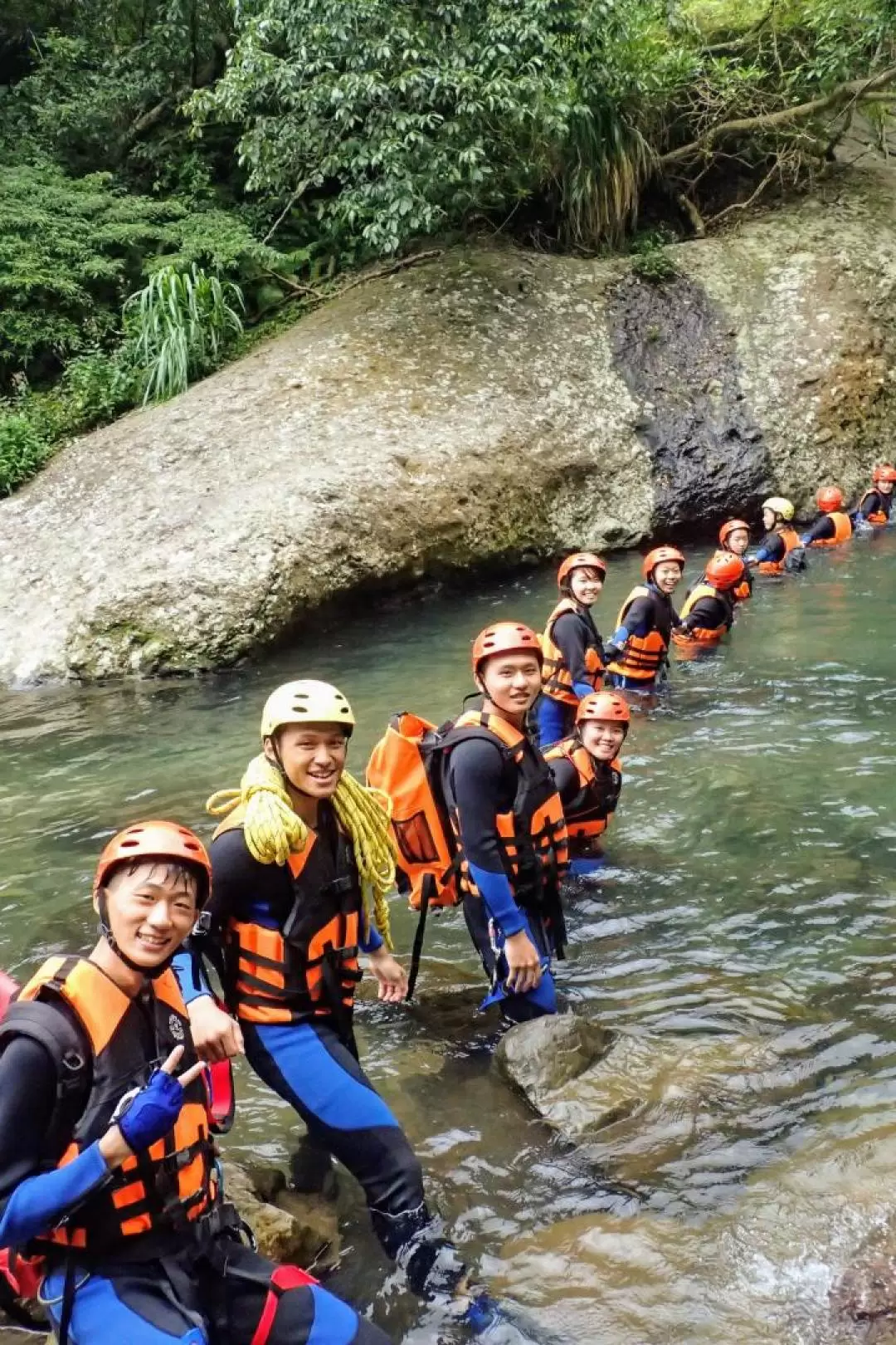 新北三峽｜中坑溪姊妹瀑布垂降溯溪體驗