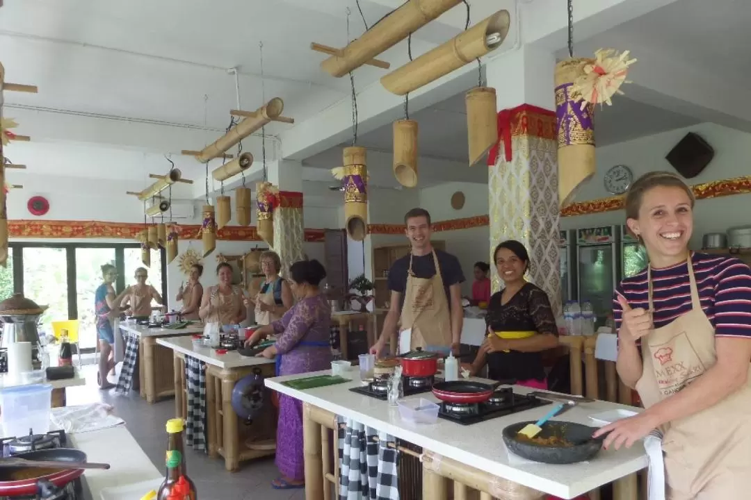 Balinese and Indonesian Cooking Class by MEXX Cooking School