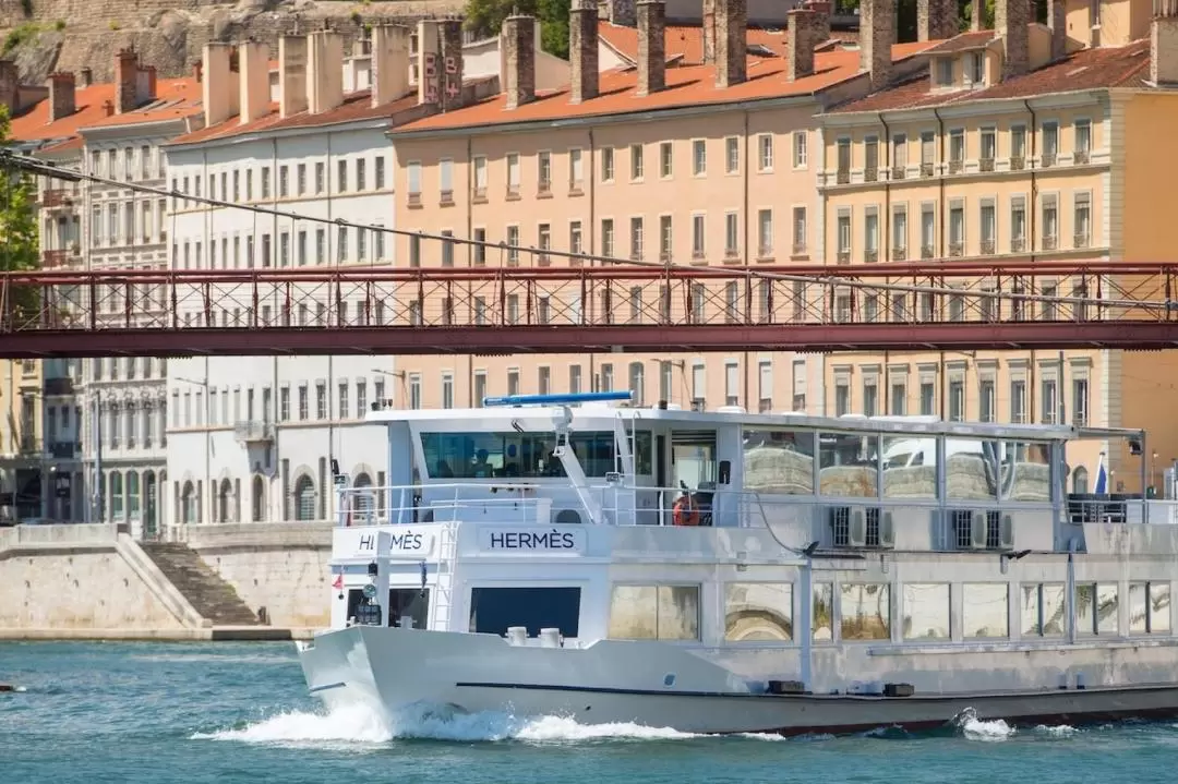 索恩河午餐遊船巡航（Les Bateaux Lyonnais Hermes提供）