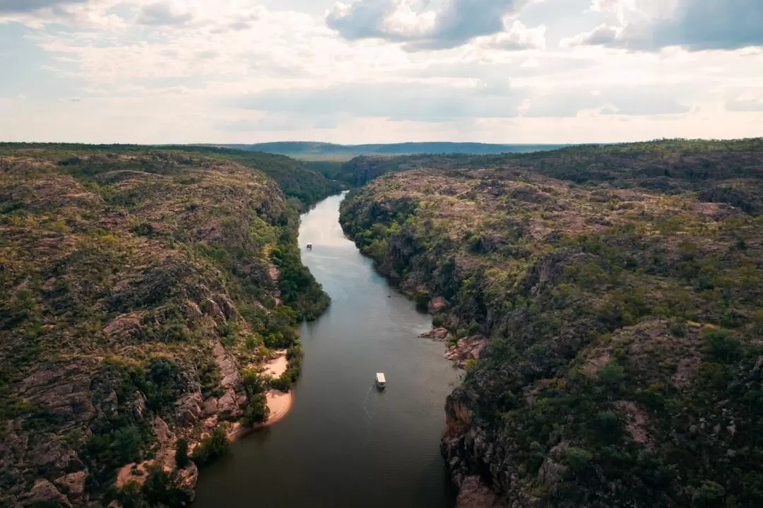 Katherine Gorge Cruise and Edith Falls Tour