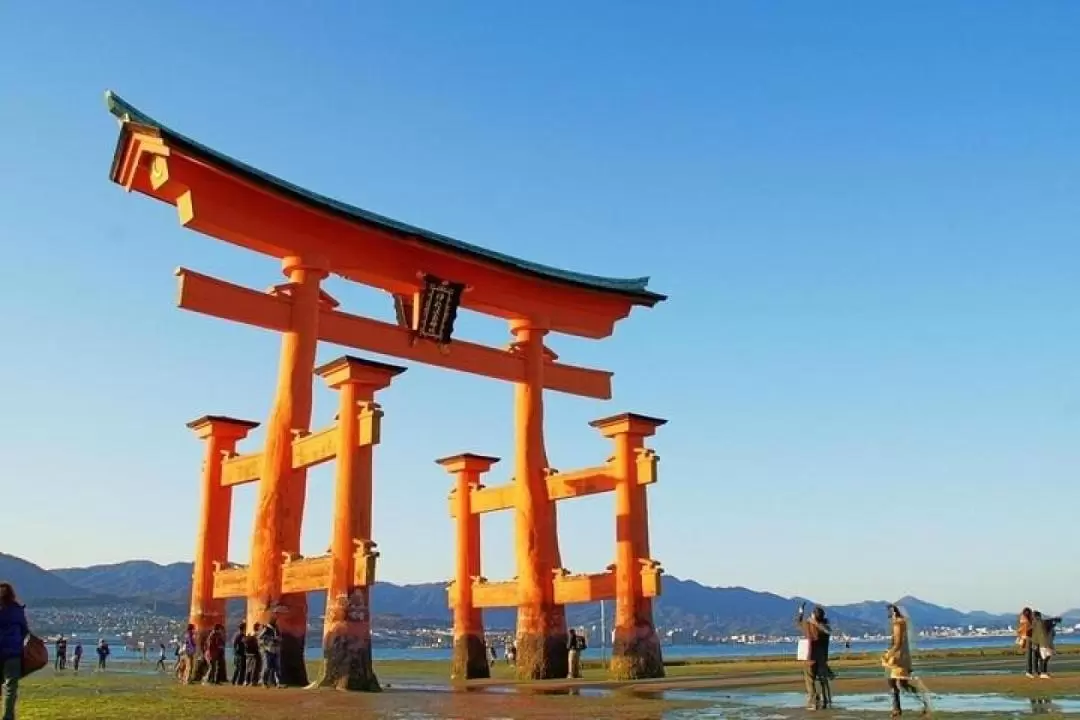 Hiroshima and Miyajima Day Tour from Hiroshima