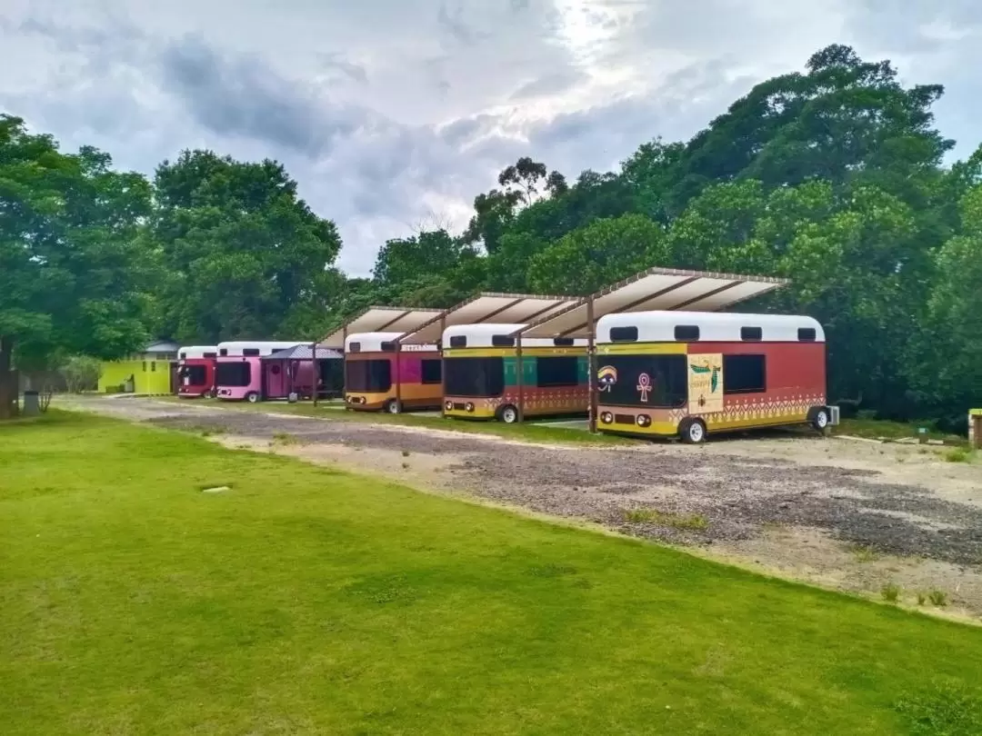 苗栗露營｜小份美營地｜豪華露營車・印地安小屋露營			