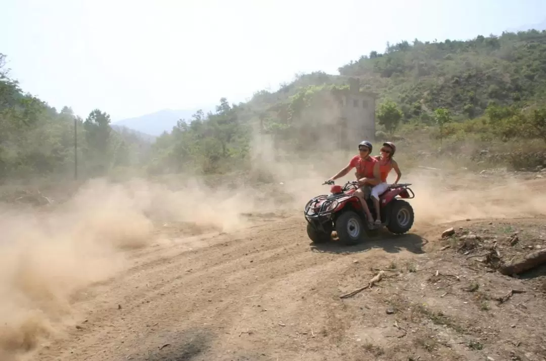 アンタルヤ 四輪バイク乗車体験