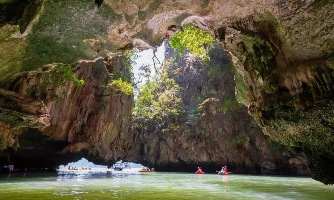 James Bond Island, Panak Island, and Lawa Island Day Tour in Phuket by Bigboat