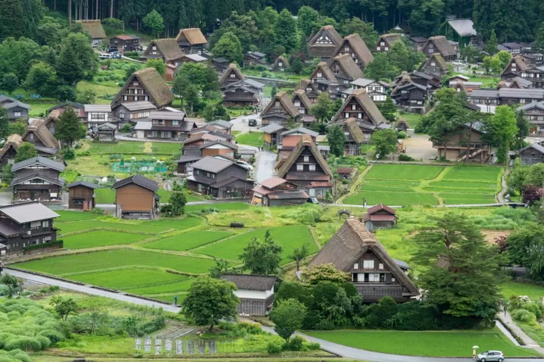 飛騨高山＆［世界遺産］白川郷散策日帰りツアー（名古屋発）