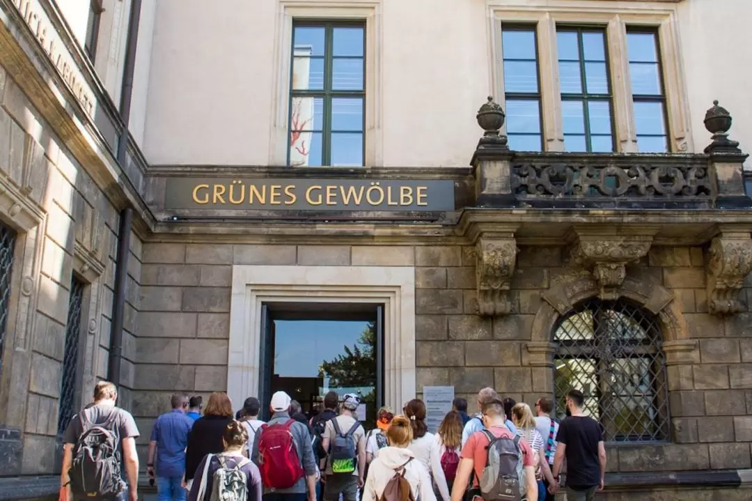 Dresden Castle with New Green Vault Guided Tour