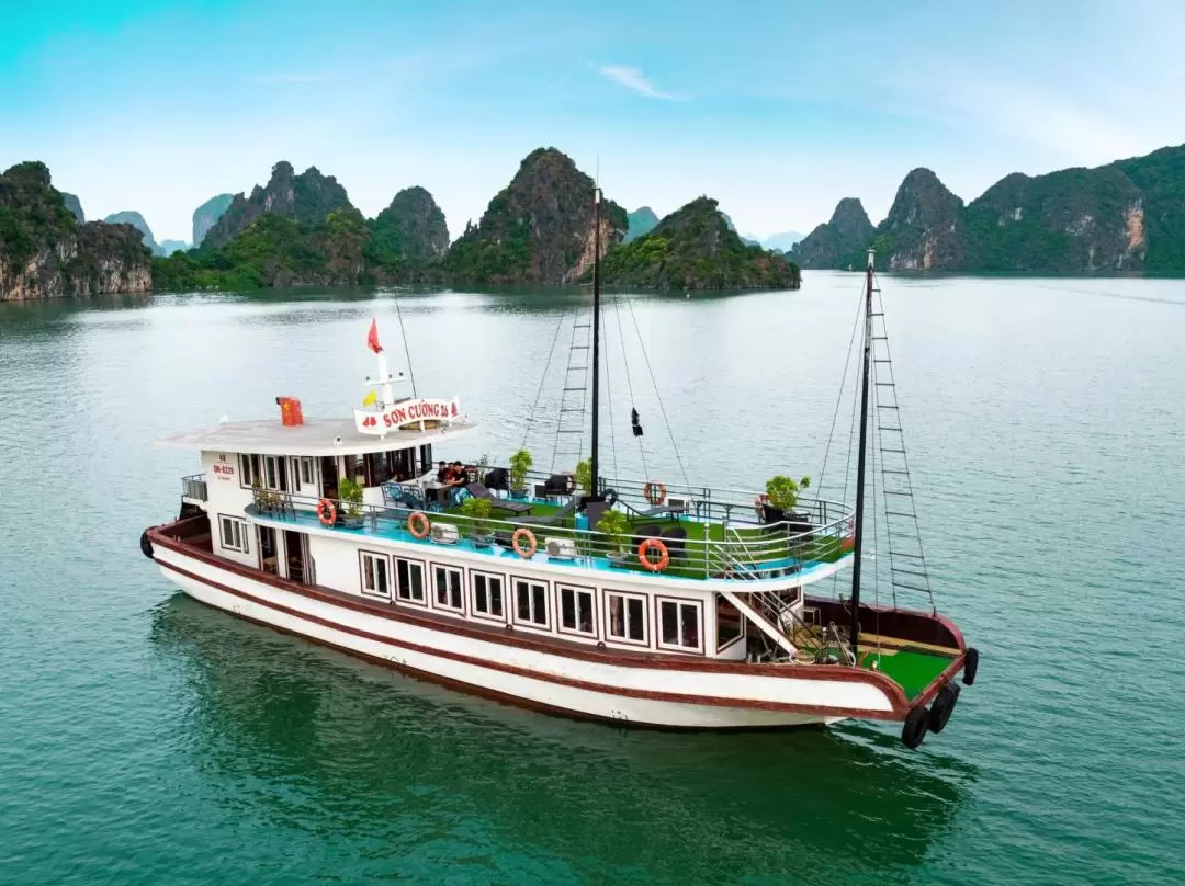 [Route 2] Full Day Tour in Halong Bay by Reina Cruise