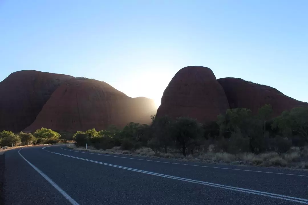 Kata Tjuta Sunrise and Valley of the Winds Guided Tour from Yulara