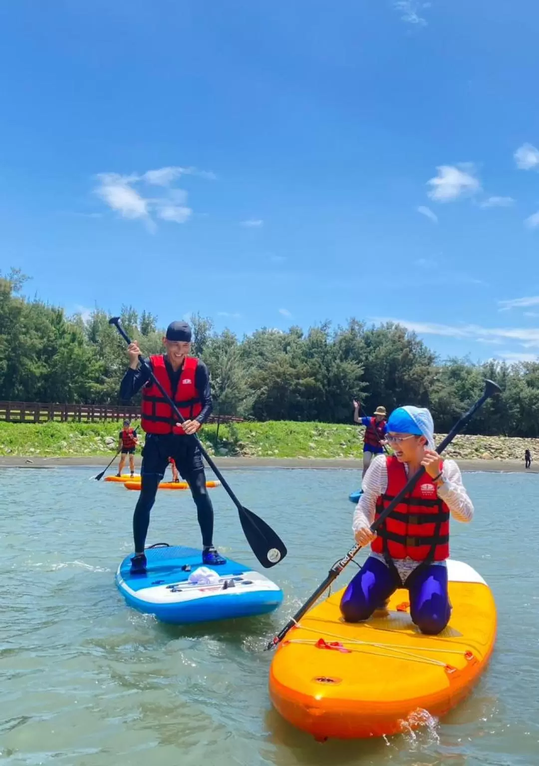 San Tiao Lun Beach Park SUP Experience in Yunlin